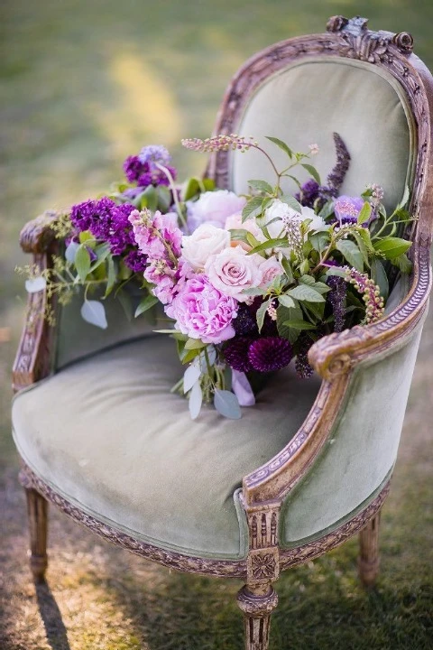 Adorations Botanical Artistry