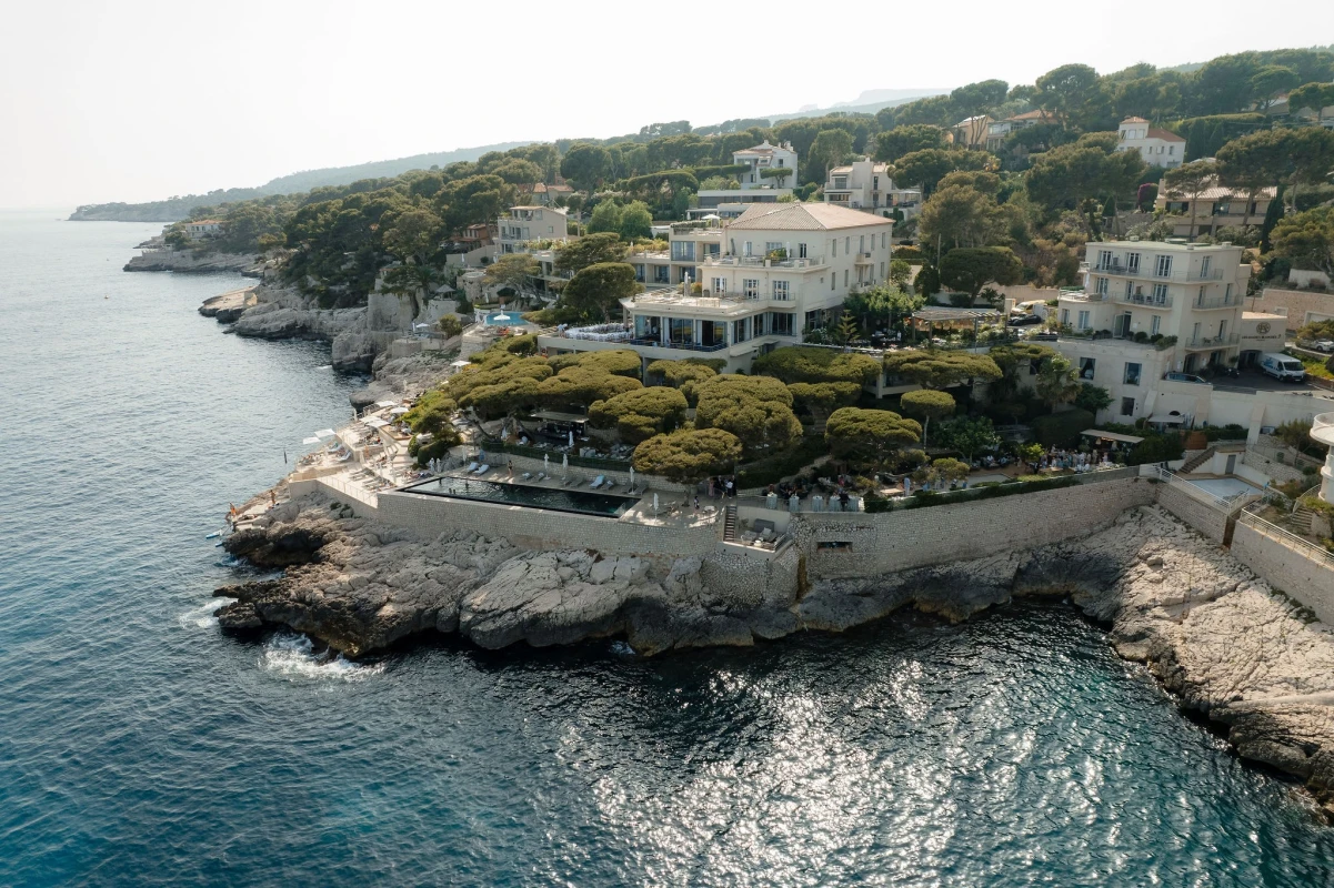 A Couture-Inspired Wedding for Ali and Bennett