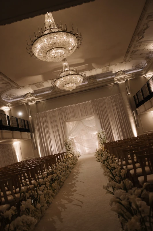 A Classic Wedding for Ali and Lee