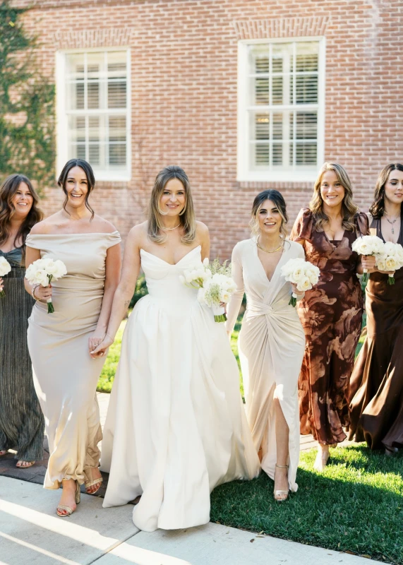 A Vintage Wedding for Carolyn and Jason