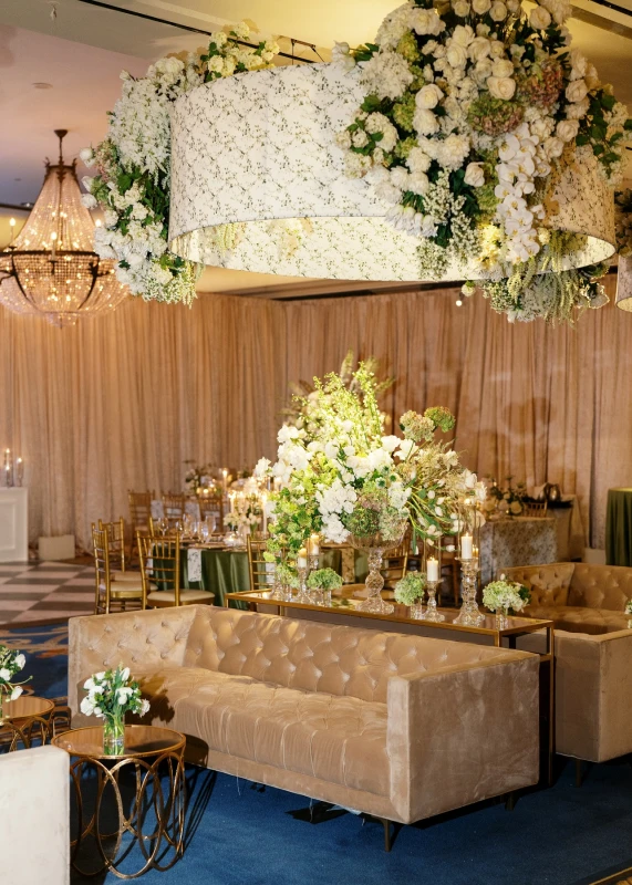 A Vintage Wedding for Carolyn and Jason