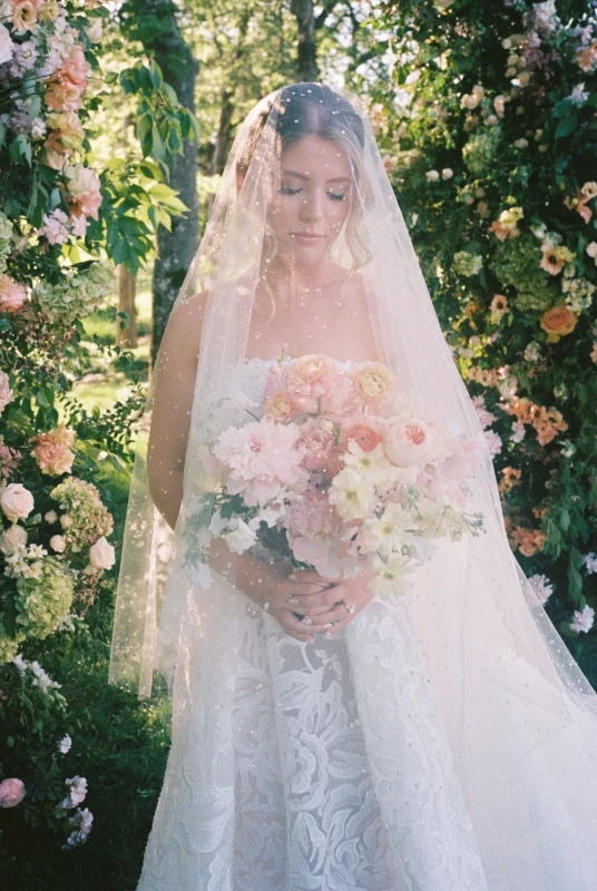 A Garden Wedding for Gracin and Tom