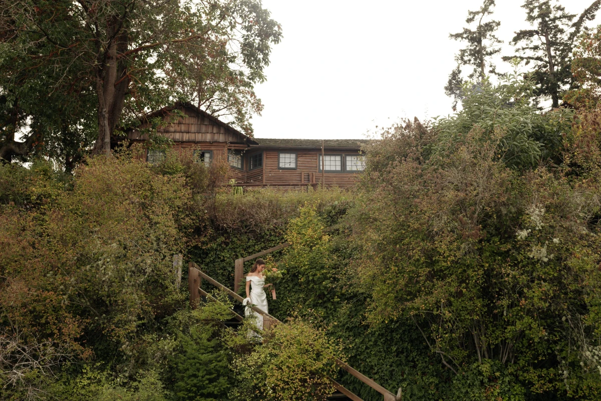 A Woodland Wedding for Jordan and Kai