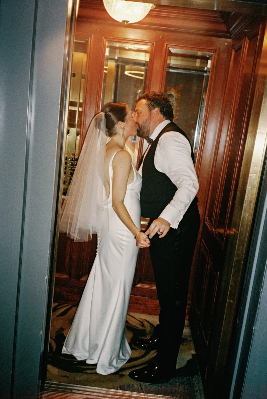 A Vintage Glam Wedding for Laura and Ted