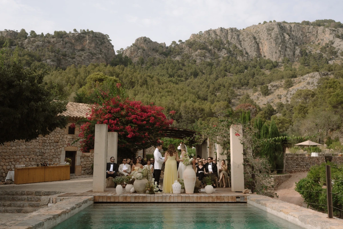 A Sun-Washed Wedding for Michaela and Jimmy