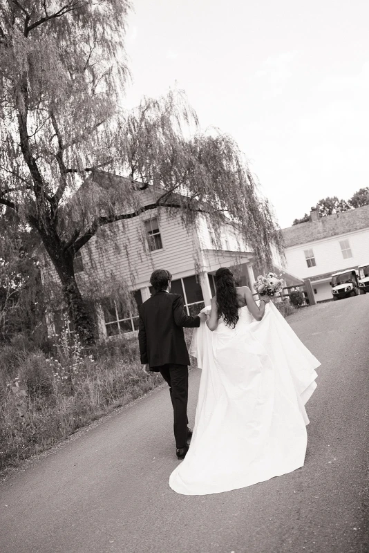 An Intimate Getaway Wedding for Noni and Adam