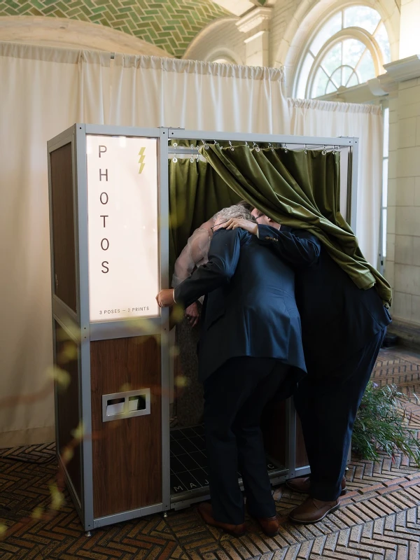 A Vintage Wedding for Rae and Eugen