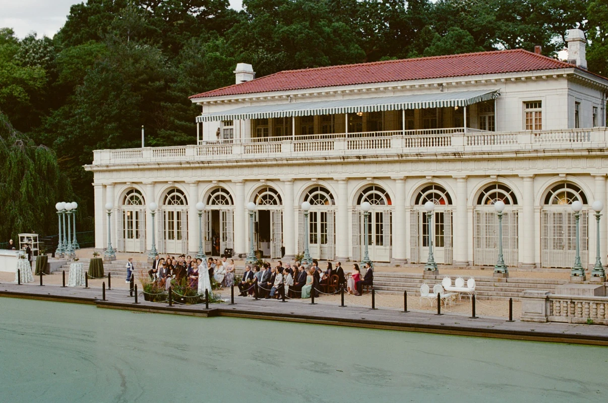 A Vintage Wedding for Rae and Eugen