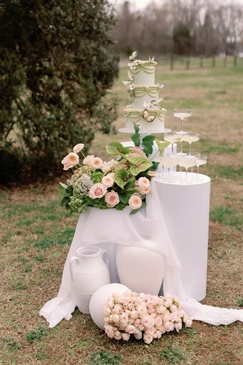 A Garden Editorial for Rose and Jude