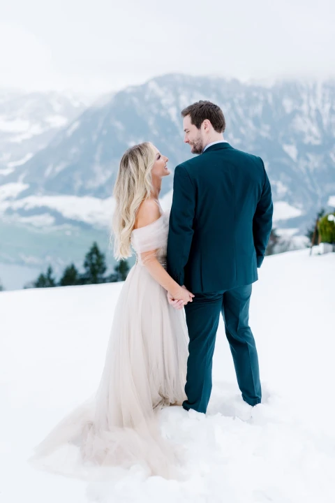 A Snowy Elopement for Stacie and Jimmy