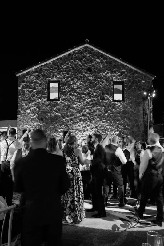 A Classic Wedding for Will and JC